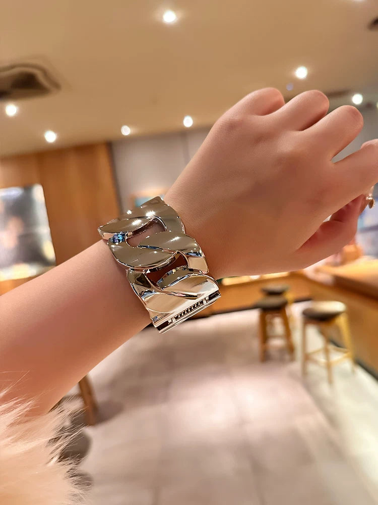 Personalized Exaggerated Metal Braided Heavy Industry Open Bracelet For Women European And American Style Light Luxury Glossy Sweater Bracelet Wide Version Hand Decoration