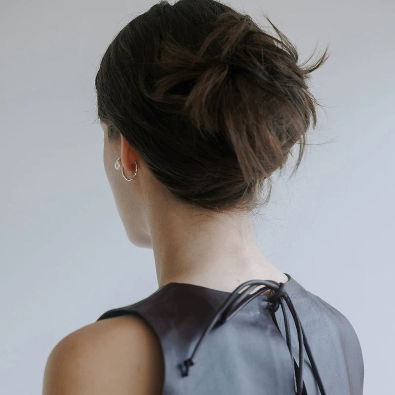 Detsccda | Minimalist French Style Pearl Inlaid Non-Pierced Ear Clips Versatile Silver Retro Fashion Jewelry Women 2026