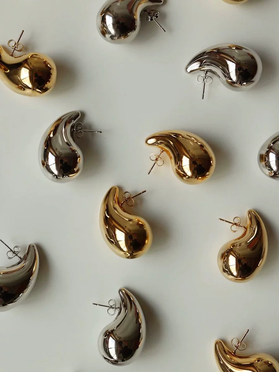 Jilifang Blogger Recommends Hollow Weight-Saving Design, High-End European And American Simple Gold-Plated Drop Shape Earrings