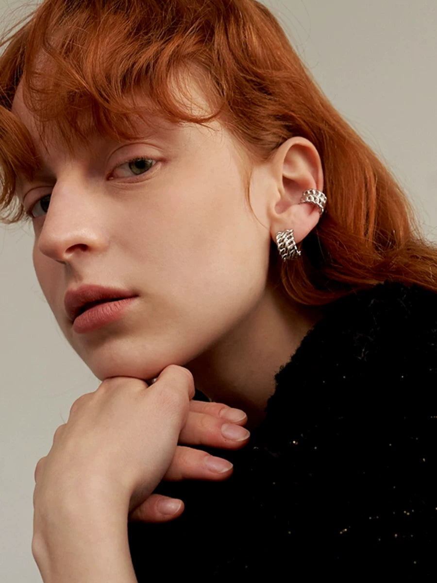 Detsccda | Simple European American Cold Style Twist Braid Chain Earrings Gold-Plated S925 Silver Needle Adjustable Fashionable Versatile Jewelry for Women