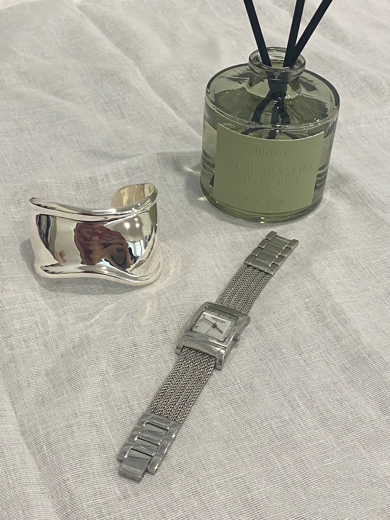 Niche Design Wide Metal Wave Bracelet B*Ne C*Ff Open Irregular Arm Ring Original Design For Women