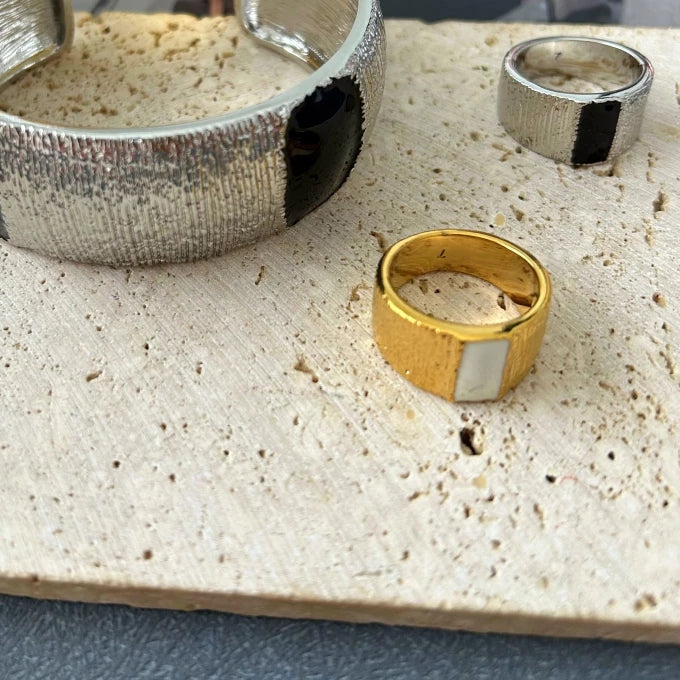 Niche Design European And American Fashion Gold Wide Version Bracelet Sparkling Opening Adjustable Color Matching Bracelet Accessible Luxury Women