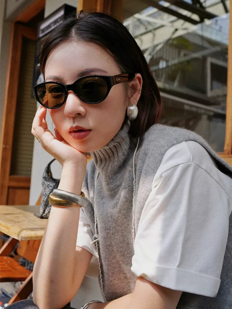 Detsccda | Threaded Metal Wide Spring Bracelet Women’s European American Personality Exaggerated Fashionable Versatile Retro Temperament Hand Jewelry