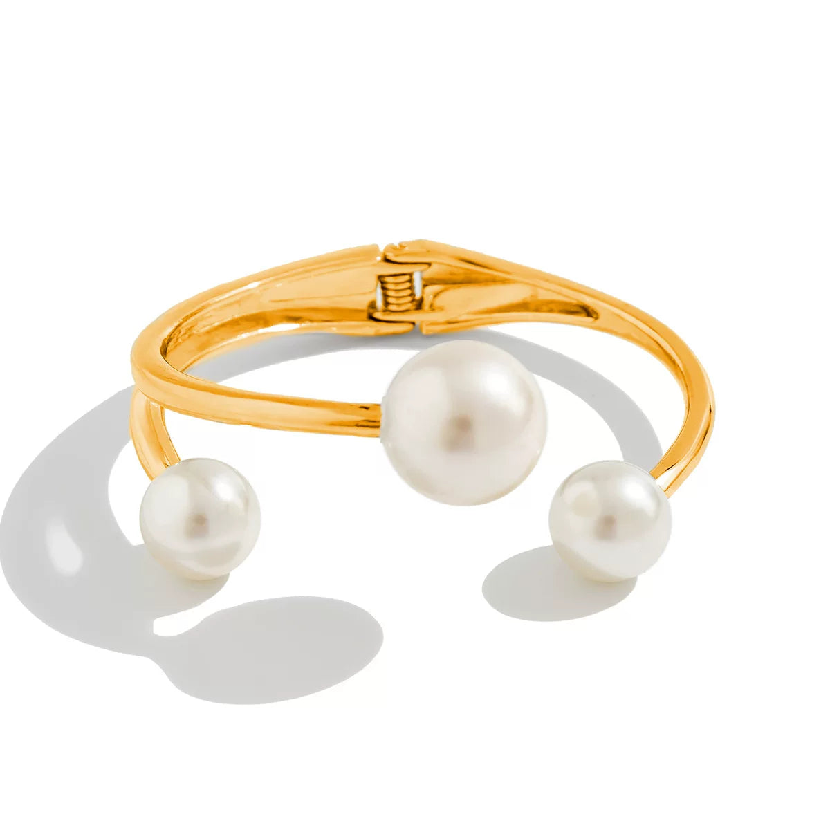 Detsccda | 2026 Irregular Metal Line Open Bracelet with Imitation Pearl Accent for Everyday Styling