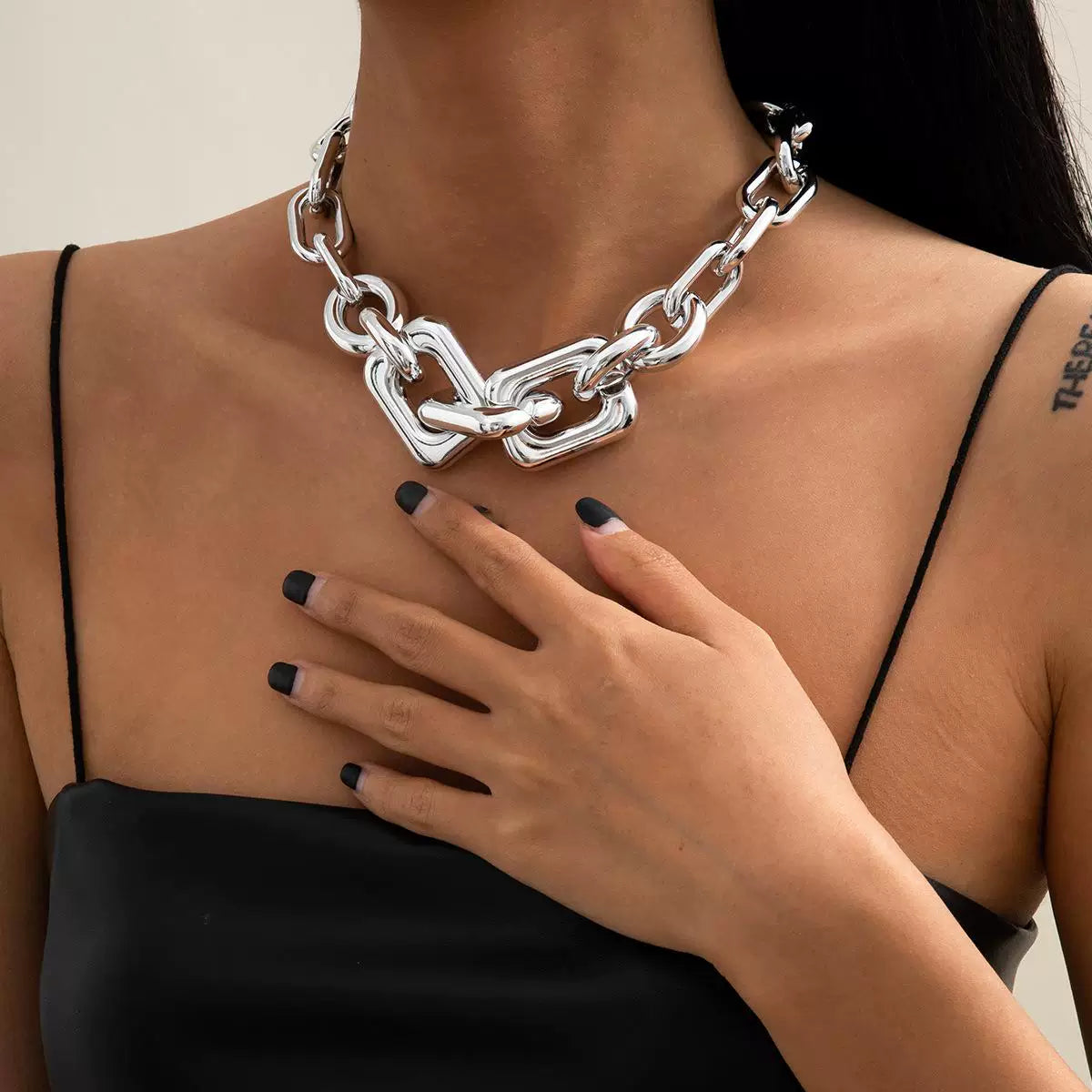 European And American Cross-Border Jewelry, Punk Hip-Hop Rough Collarbone Necklace, Retro Simple Metal Buckle Single-Layer Necklace For Women