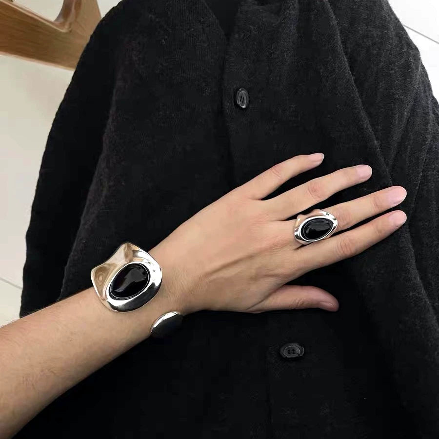 Niche Design Black Onyx Inlaid Bracelet New Chinese Style Metal Opening Adjustable Bracelet European And American Fashion Versatile Women