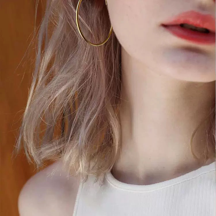Yaoyizun European And American Large Hoop Unique Earrings That Don’T Pick Your Face Shape, Don’T Fade, Versatile Plain Hoops, Painless Ear Clips