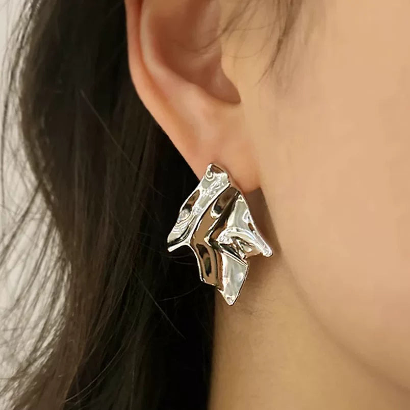 Niche Design, Fashionable European And American Minimalist Style, Personalized Geometric Rhombus Pleated Irregular Gold-Plated Silver Earrings And Ear Pins