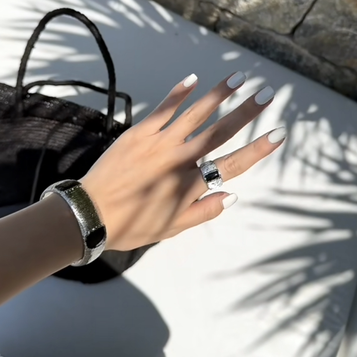 Niche Design European And American Fashion Gold Wide Version Bracelet Sparkling Opening Adjustable Color Matching Bracelet Accessible Luxury Women