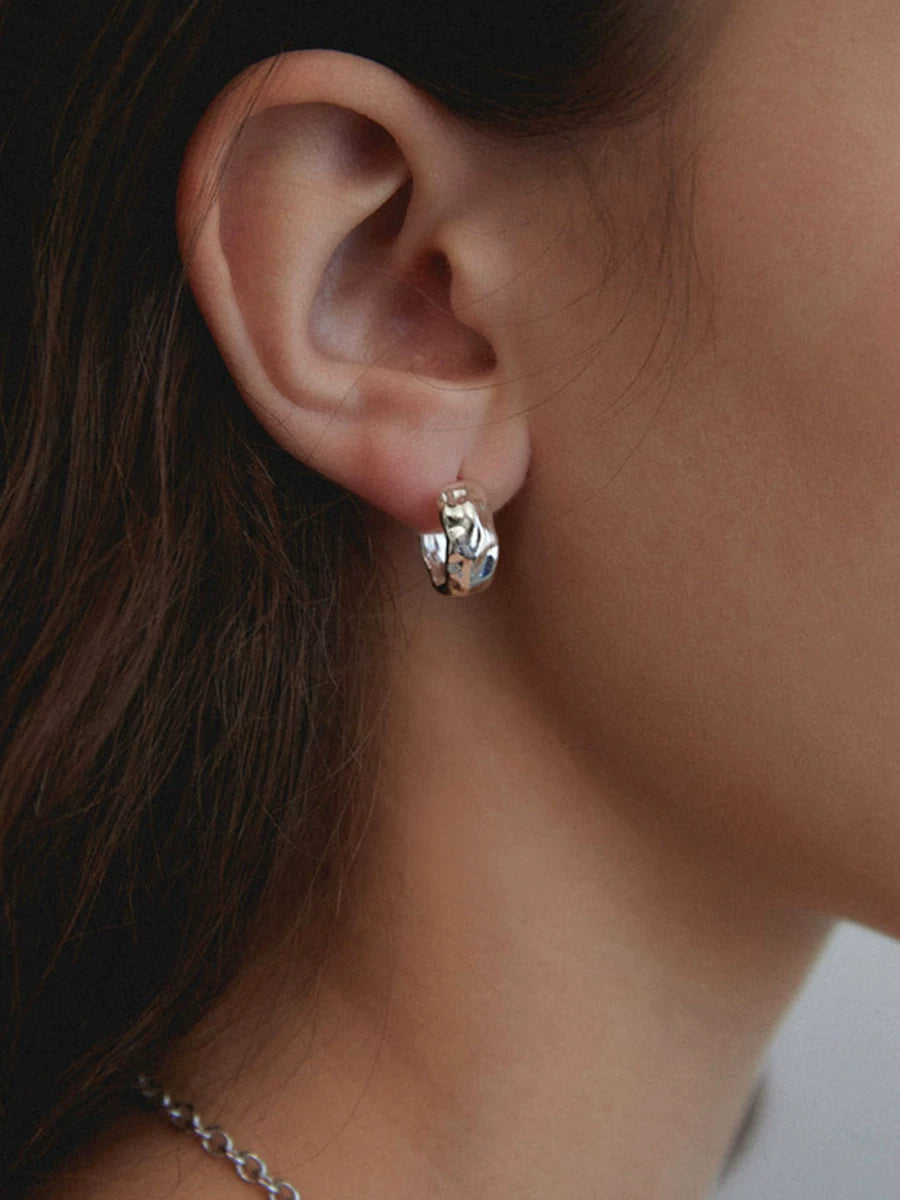 Niche Designer French Lazy European And American Retro Metal Carved Lava Pleat Hypoallergenic Earrings S925 Silver Needle