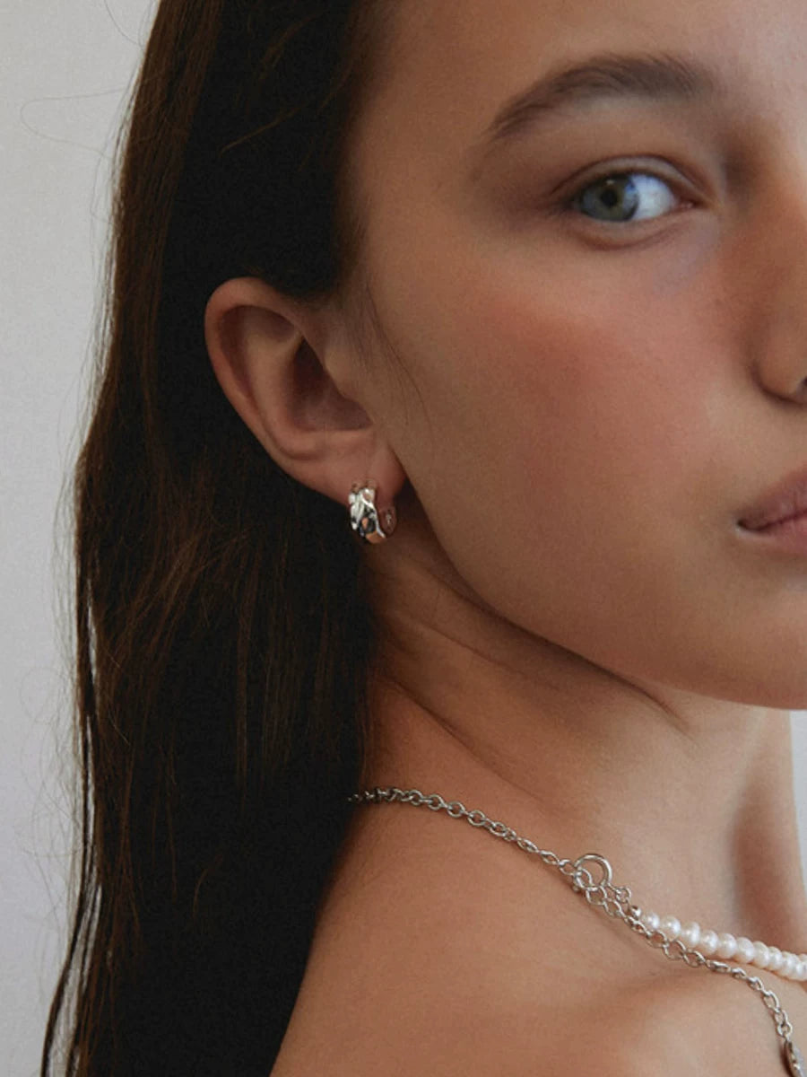 Niche Designer French Lazy European And American Retro Metal Carved Lava Pleat Hypoallergenic Earrings S925 Silver Needle