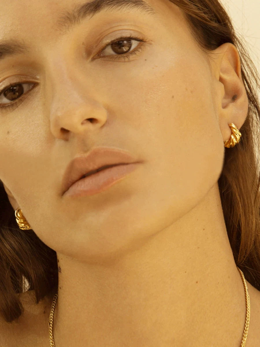 European And American Normcore Cold Style French Retro Geometric Striped Twisted Small Mini Gold-Plated Earrings Croissant Earrings