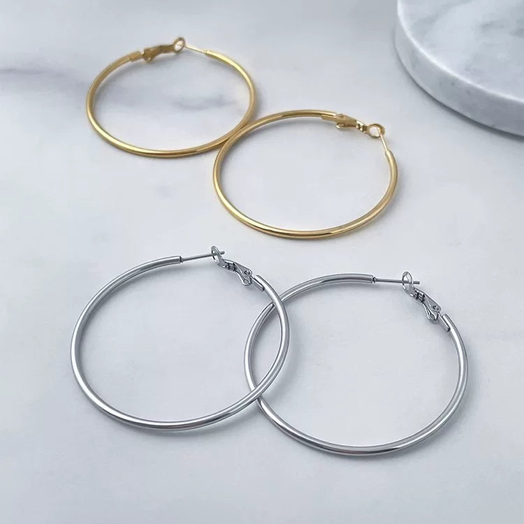 Yaoyizun European And American Large Hoop Unique Earrings That Don’T Pick Your Face Shape, Don’T Fade, Versatile Plain Hoops, Painless Ear Clips