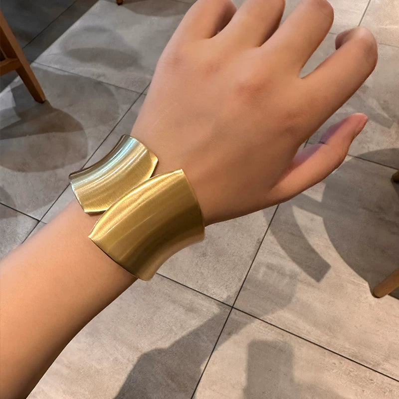 Detsccda | Retro Exaggerated Metal Wide Brushed Bracelet Women’s Niche Temperament Autumn Winter Sweater Accessory European American Fashion Jewelry