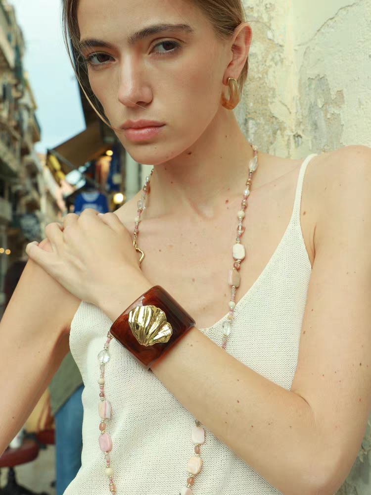 Detsccda | Wide Shell Flower Green Stone Bracelet Women’s European American Light Luxury Niche High-End Holiday Style Resin Open Bracelet