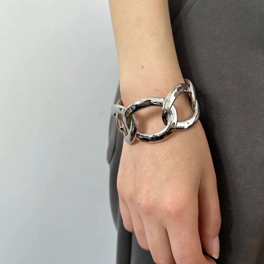 French Niche Design Go*S*Ens Ring Hollow Bracelet, Simple And Fashionable Opening, Adjustable Mouth, European And American Exaggerated Ring