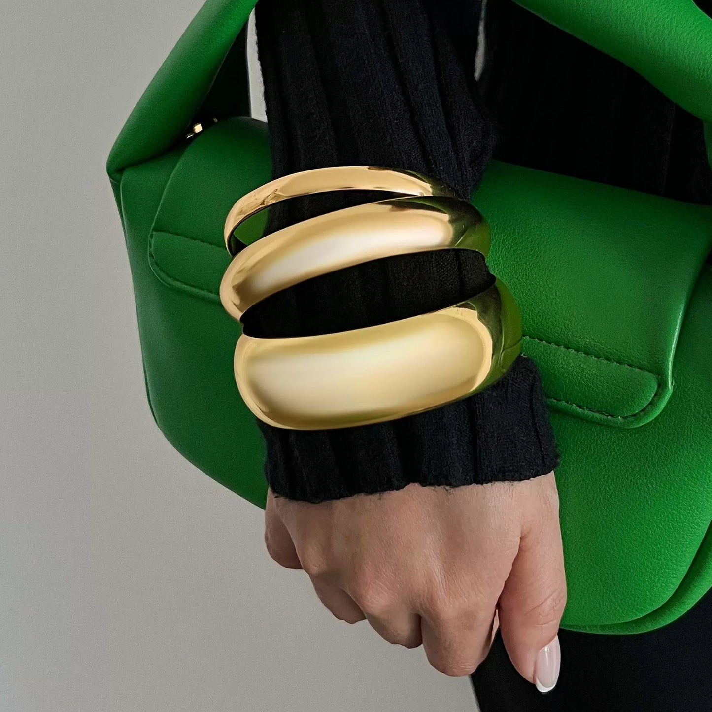 European And American Cross-Border Fashion Metal Scenery Bracelet Set For Women, Personalized Exaggerated Thread Wide Bracelet Bracelet