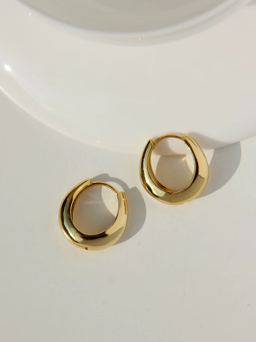French Trendy Brand Chunky Earring European And American Minimalist Glossy Brass Plated 18K Gold Drop Earrings And Earrings