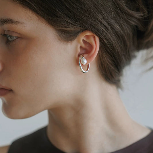 Minimalist, Fashionable And Personalized, French Style Retro, Versatile Silver Inlaid With Pearls, European And American Non-Pierced Ear Bone Ear Clips