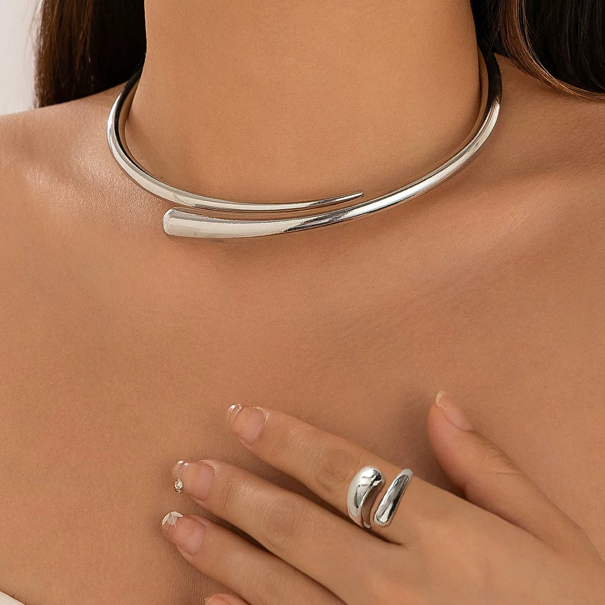 European And American Cross-Border Personality Geometric Metal Glossy Spring Open Collar Bracelet Female Punk Simple Necklace Choker