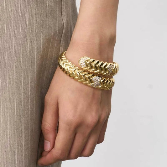 European And American Niche Design, Medieval Vintage Double-Layer Snake-Shaped Bracelet, Retro Double-Layer Stacked Diamond-Encrusted Exaggerated Bracelet