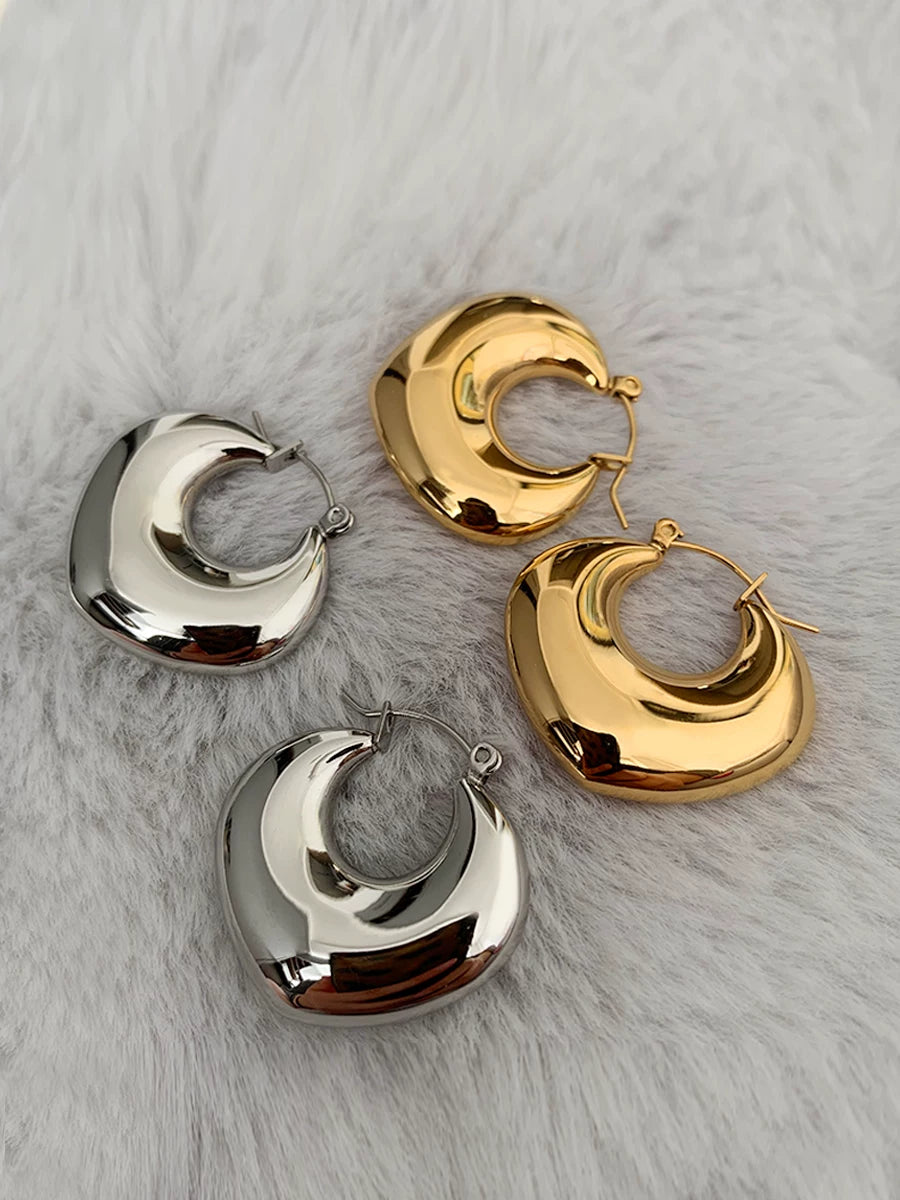 Jilifang European And American Ins Blogger Geometric Love-Shaped Metal Titanium Steel Hollow Weight-Reducing Anti-Allergic Earrings Hoops