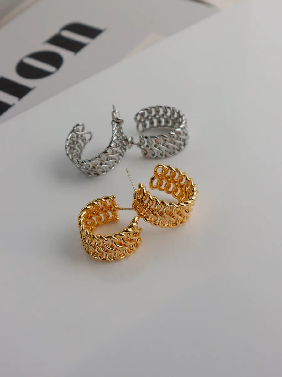 Jilifang Niche Simple European And American Cold Style Twist Braid Chain Fashionable And Versatile Gold-Plated Silver Needle Earrings