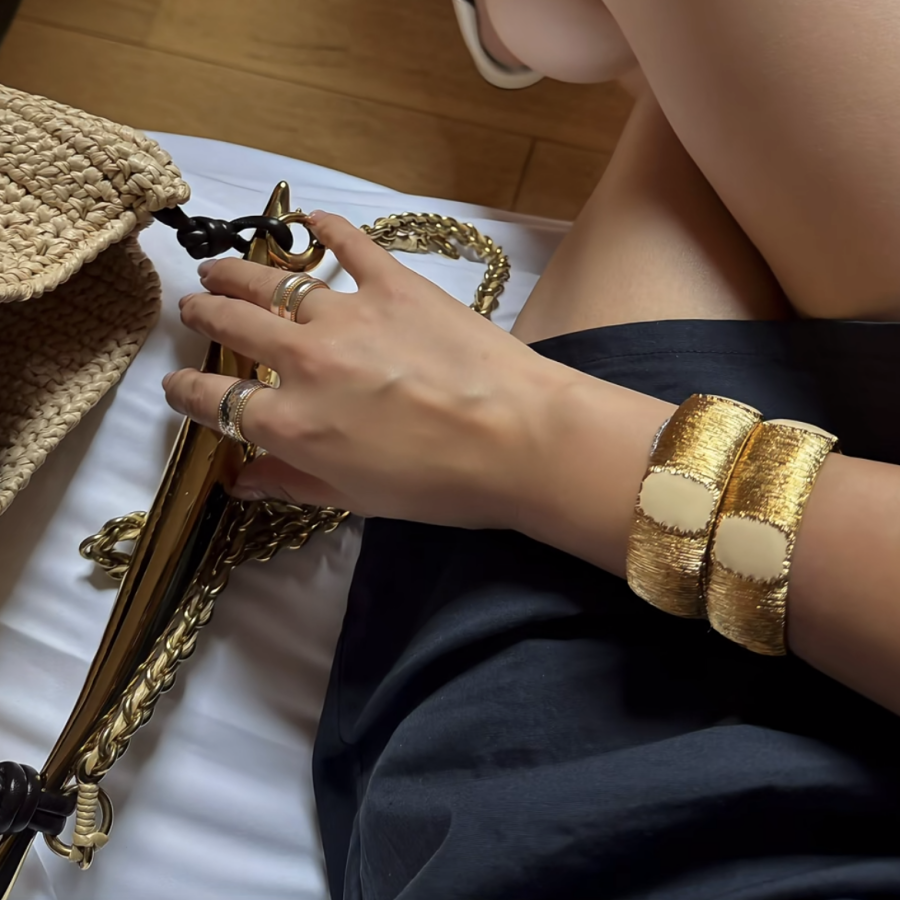 Niche Design European And American Fashion Gold Wide Version Bracelet Sparkling Opening Adjustable Color Matching Bracelet Accessible Luxury Women