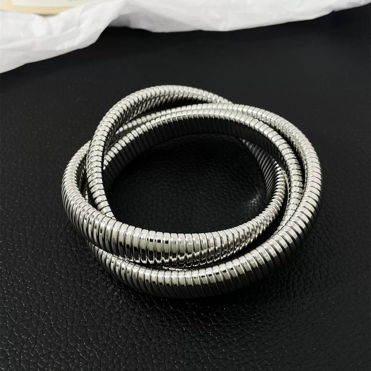 Detsccda | Threaded Metal Wide Spring Bracelet Women’s European American Personality Exaggerated Fashionable Versatile Retro Temperament Hand Jewelry