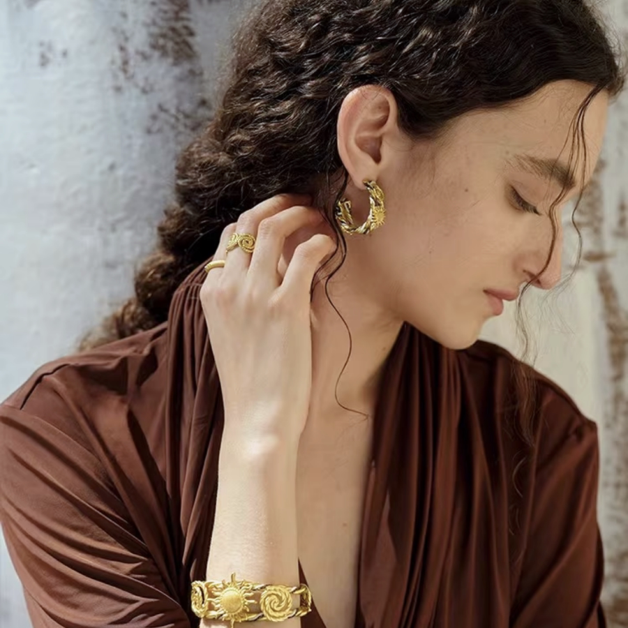 Niche Design, French Elegant Sun Knot Braided Bracelet, Adjustable Opening, Retro, Versatile, Adjustable And Stackable