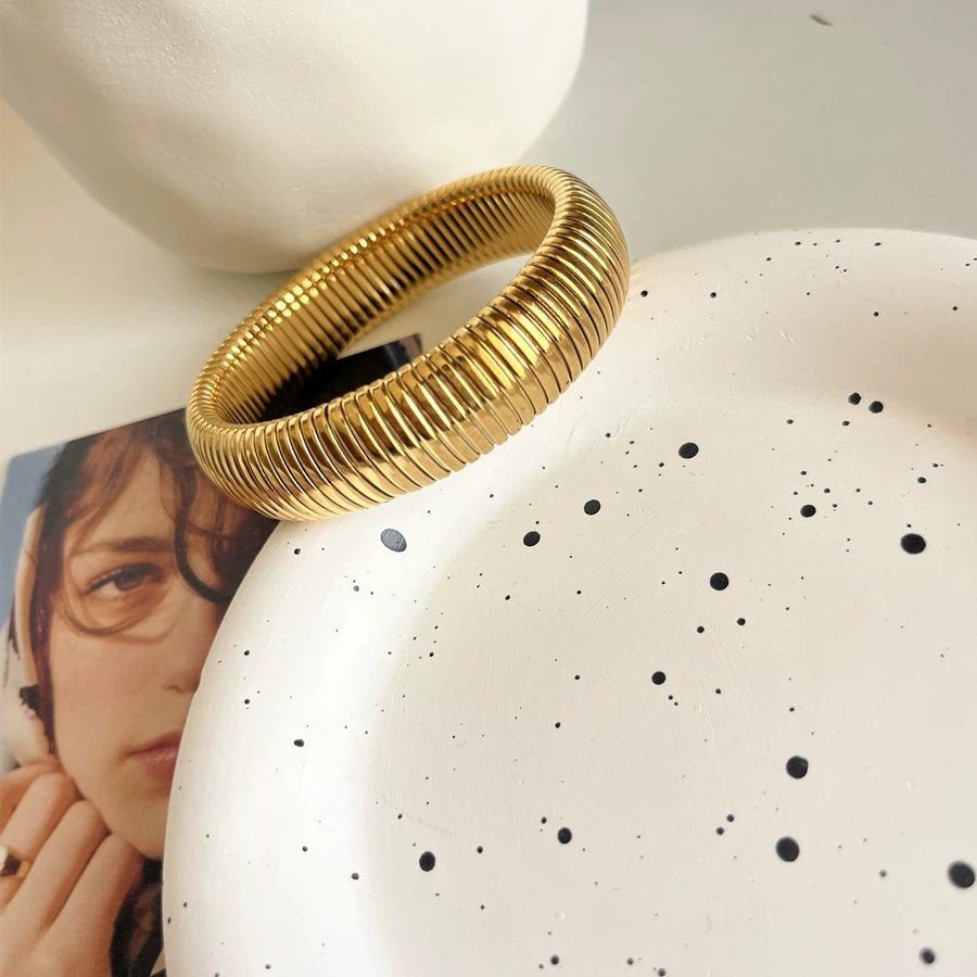 Niche Design Minimalist Wide Version Elastic Vertical Stripe Ring Bracelet Stacked With Vintage Vintage Texture Bracelet