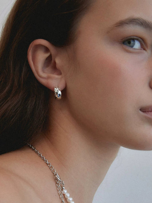 Niche Designer French Lazy European And American Retro Metal Carved Lava Pleat Hypoallergenic Earrings S925 Silver Needle